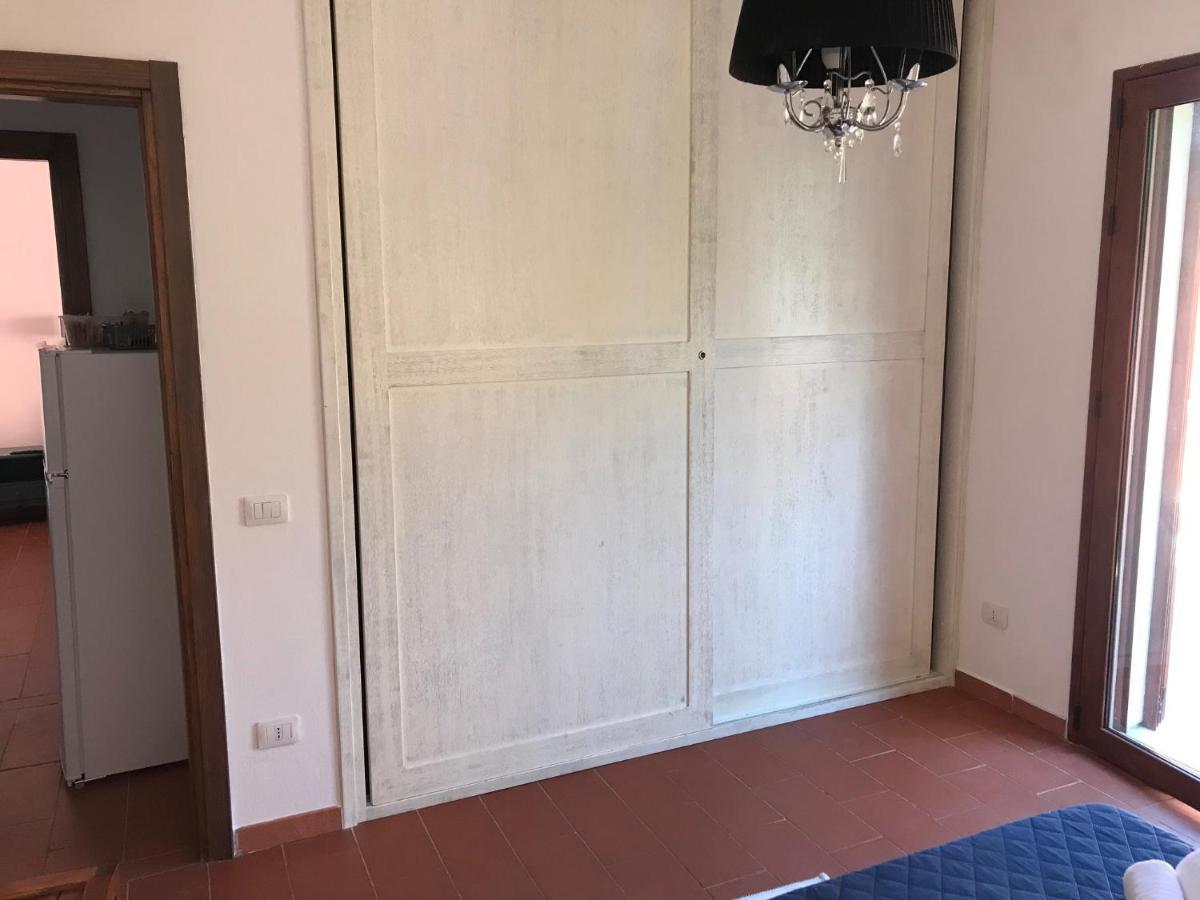 B&B Da Tizy San Teodoro  Bagian luar foto
