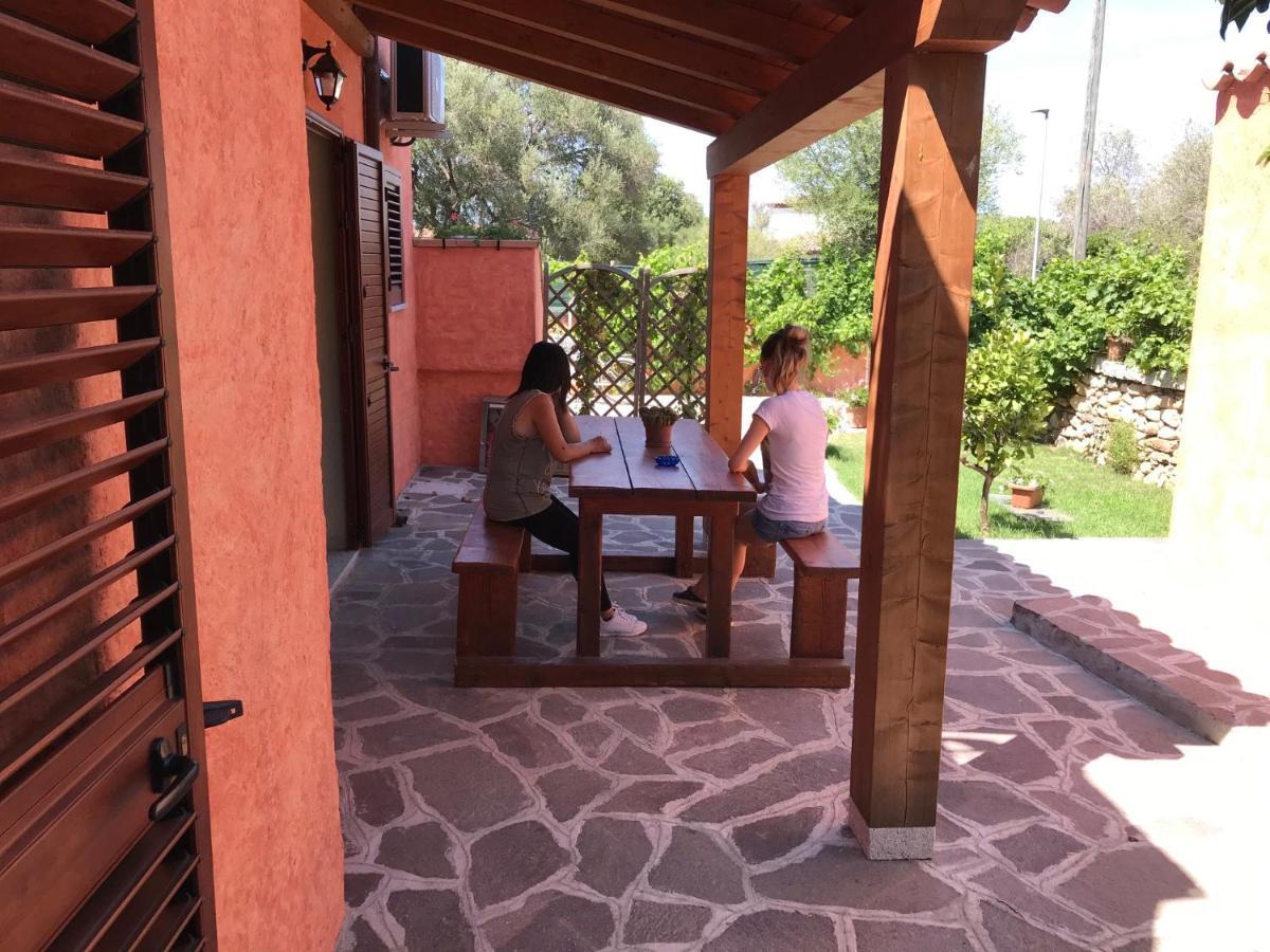 B&B Da Tizy San Teodoro  Bagian luar foto