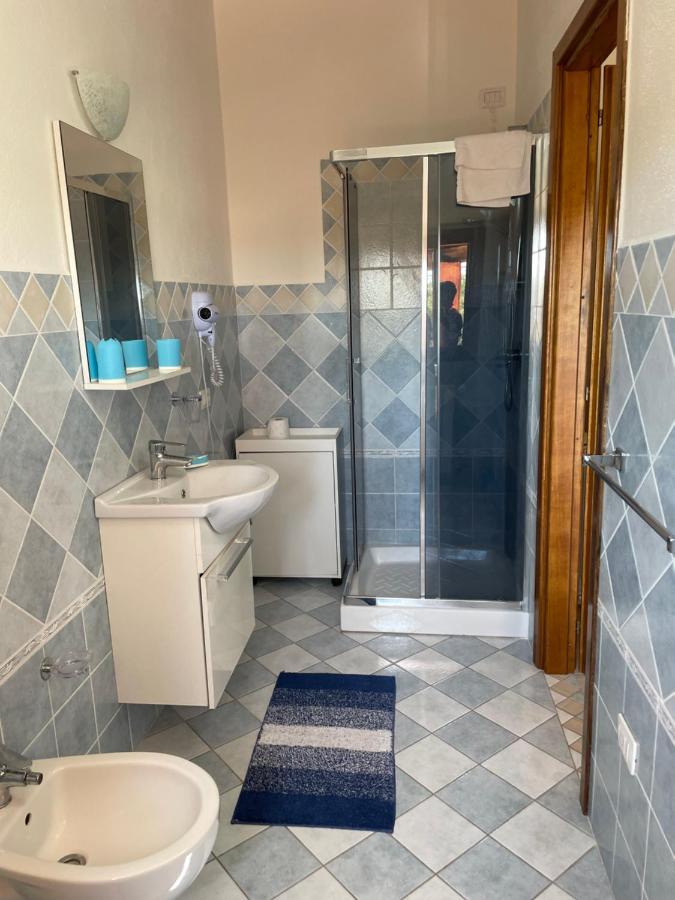 B&B Da Tizy San Teodoro  Bagian luar foto