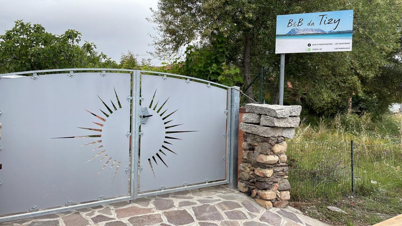 B&B Da Tizy San Teodoro  Bagian luar foto