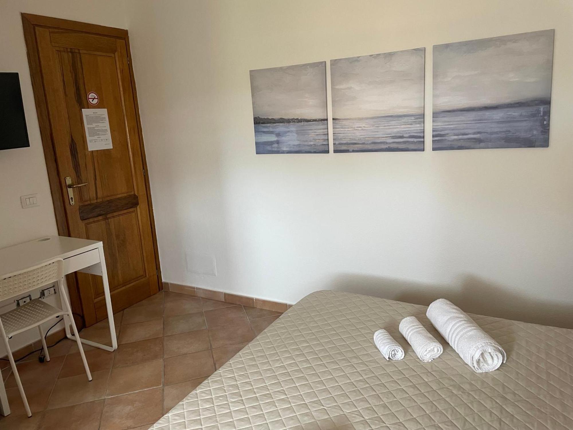 B&B Da Tizy San Teodoro  Bagian luar foto