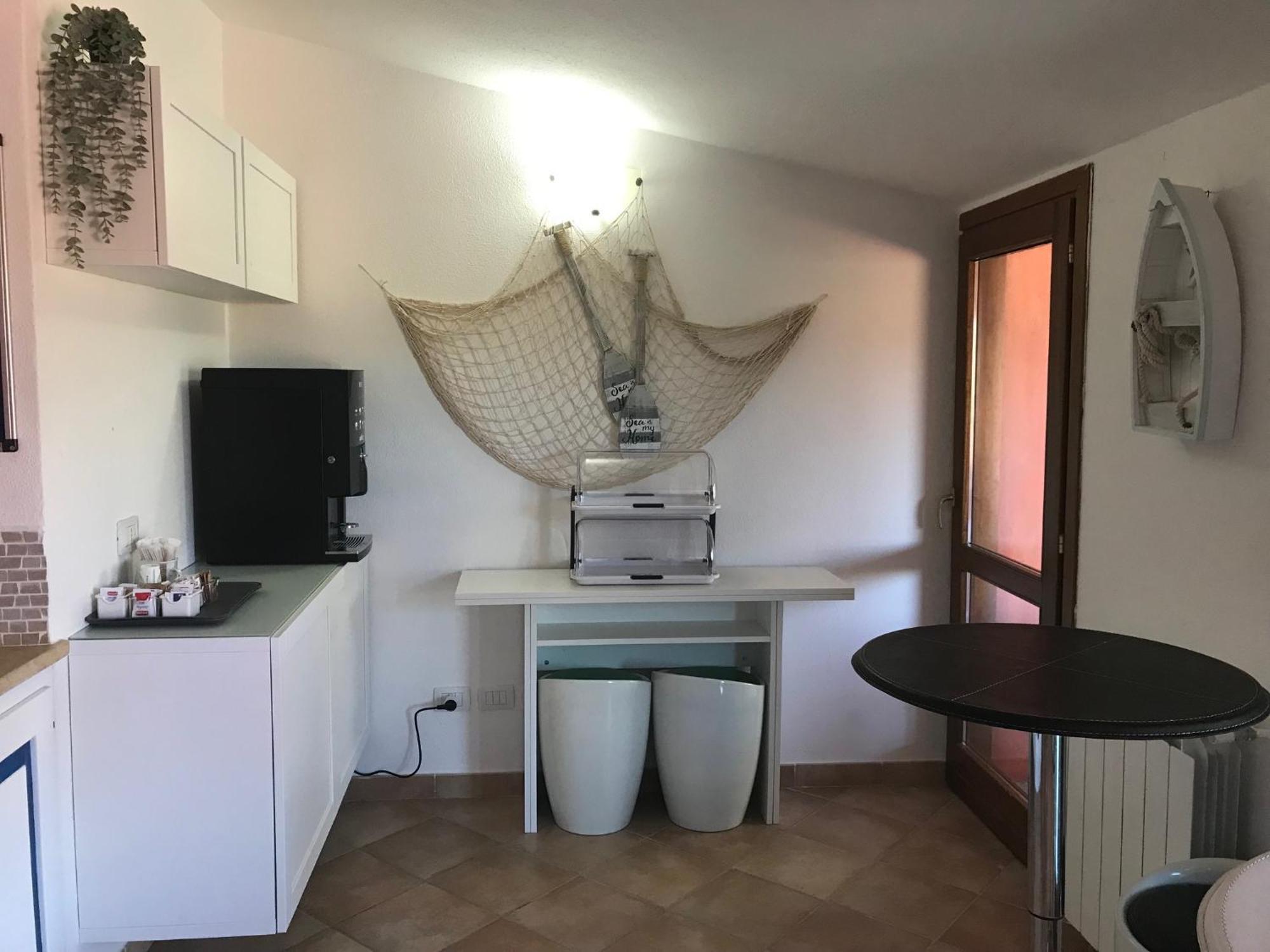 B&B Da Tizy San Teodoro  Bagian luar foto